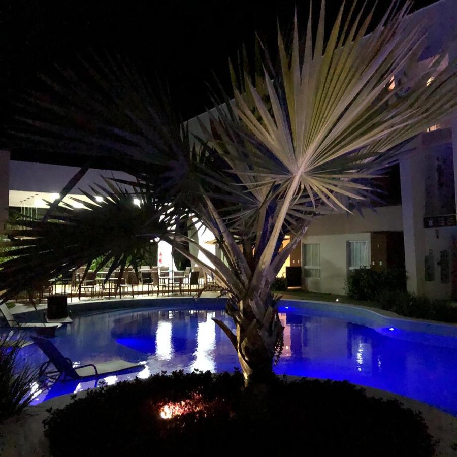 Apto Guarajuba Praia Condominio Porto Smeralda-100 Metros Da Praia ภายนอก รูปภาพ